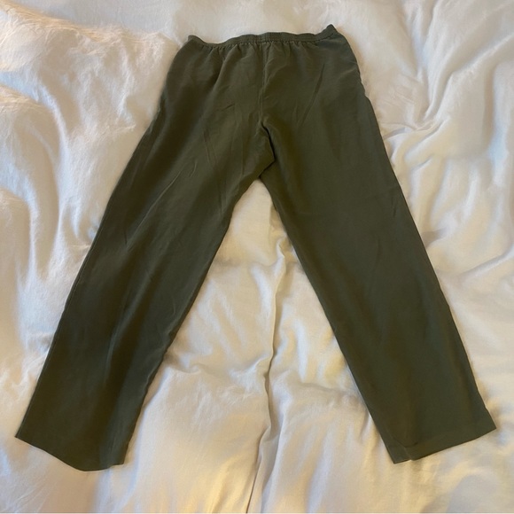 Koret 100% silk olive green moss pants - Picture 2 of 3